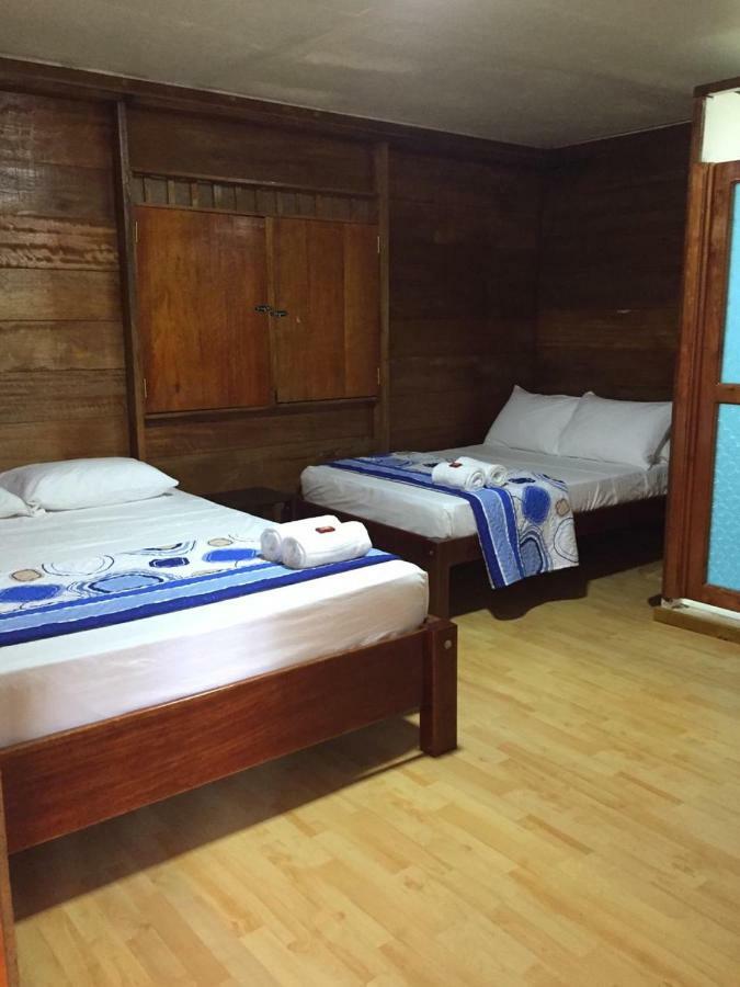 Hostal Cano Nevera Ла-Макарена Экстерьер фото